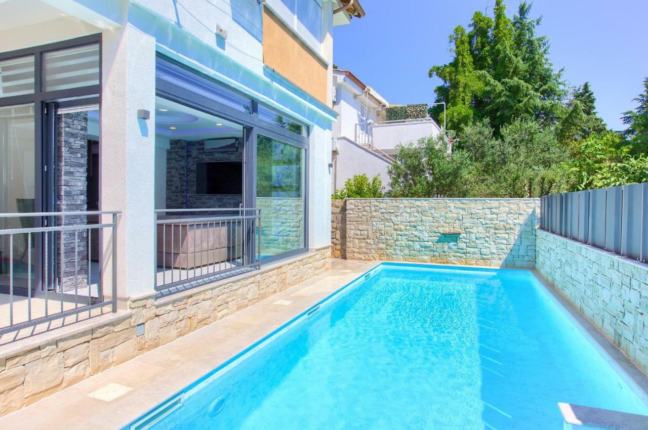 Luxury Vall Apartment Krk Town Zewnętrze zdjęcie