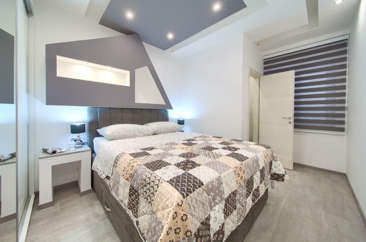 Luxury Vall Apartment Krk Town Zewnętrze zdjęcie