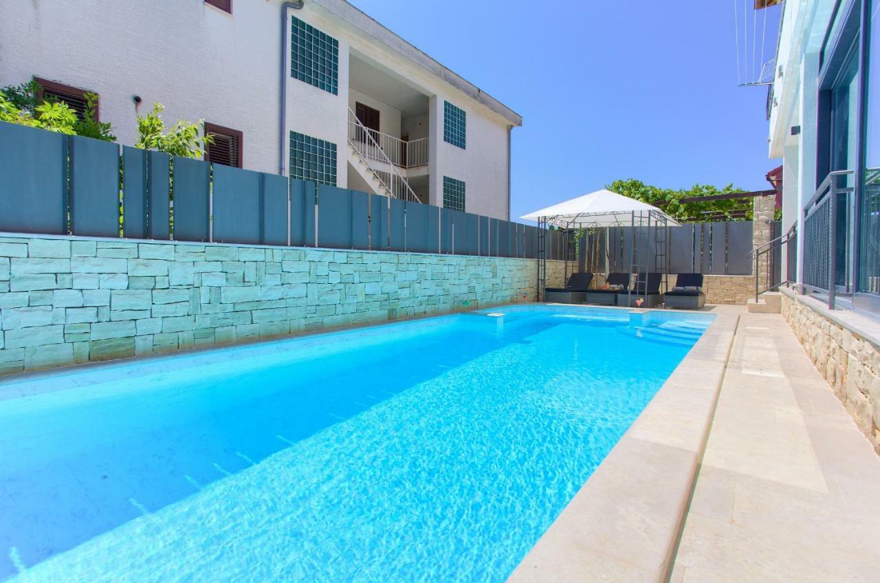 Luxury Vall Apartment Krk Town Zewnętrze zdjęcie