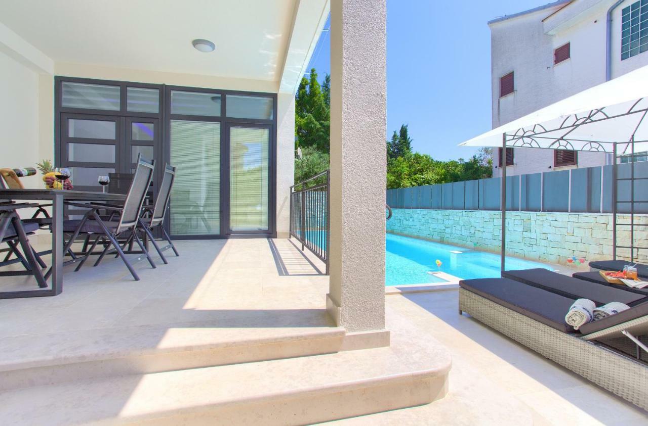 Luxury Vall Apartment Krk Town Zewnętrze zdjęcie